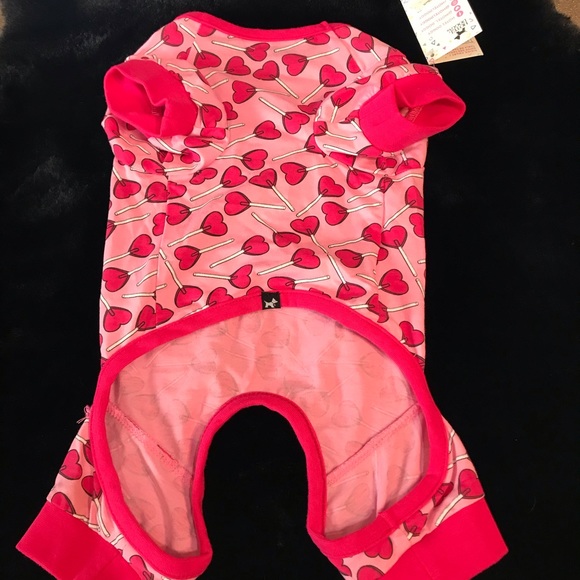 🆕 Valentines Hotel Doggy Dog Onesie Pink Heart Sucker All Over Print PJs - Picture 6 of 12